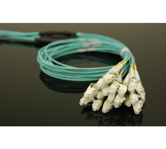 Kabel, optički, prespojni, 50/125um OM3, konektori po izboru, 3m, LSZH, trunk, 48-nitni 2998