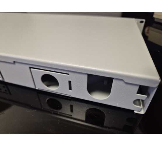 Panel, optički, integralni, sa 12xSC MM/SM spojnika, sa kasetama, bez pigtaila, 19"-1U, teleskopski, sivi 5359
